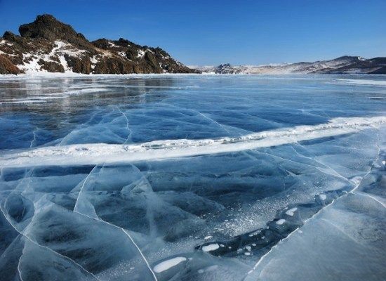 بحيرة بايكال (Baikal) ، روسيا