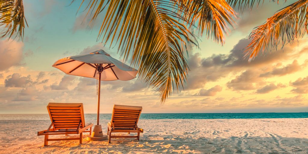 Vacations provide a much-needed break from daily pressures and responsibilities, allowing you to unwind and de-stress.